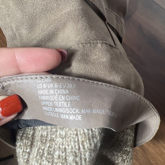 JustFab Grey Knee-High Riding Boots Flat Heel Knit Top Size 8 Stylish Comfort - Picture 7 of 9